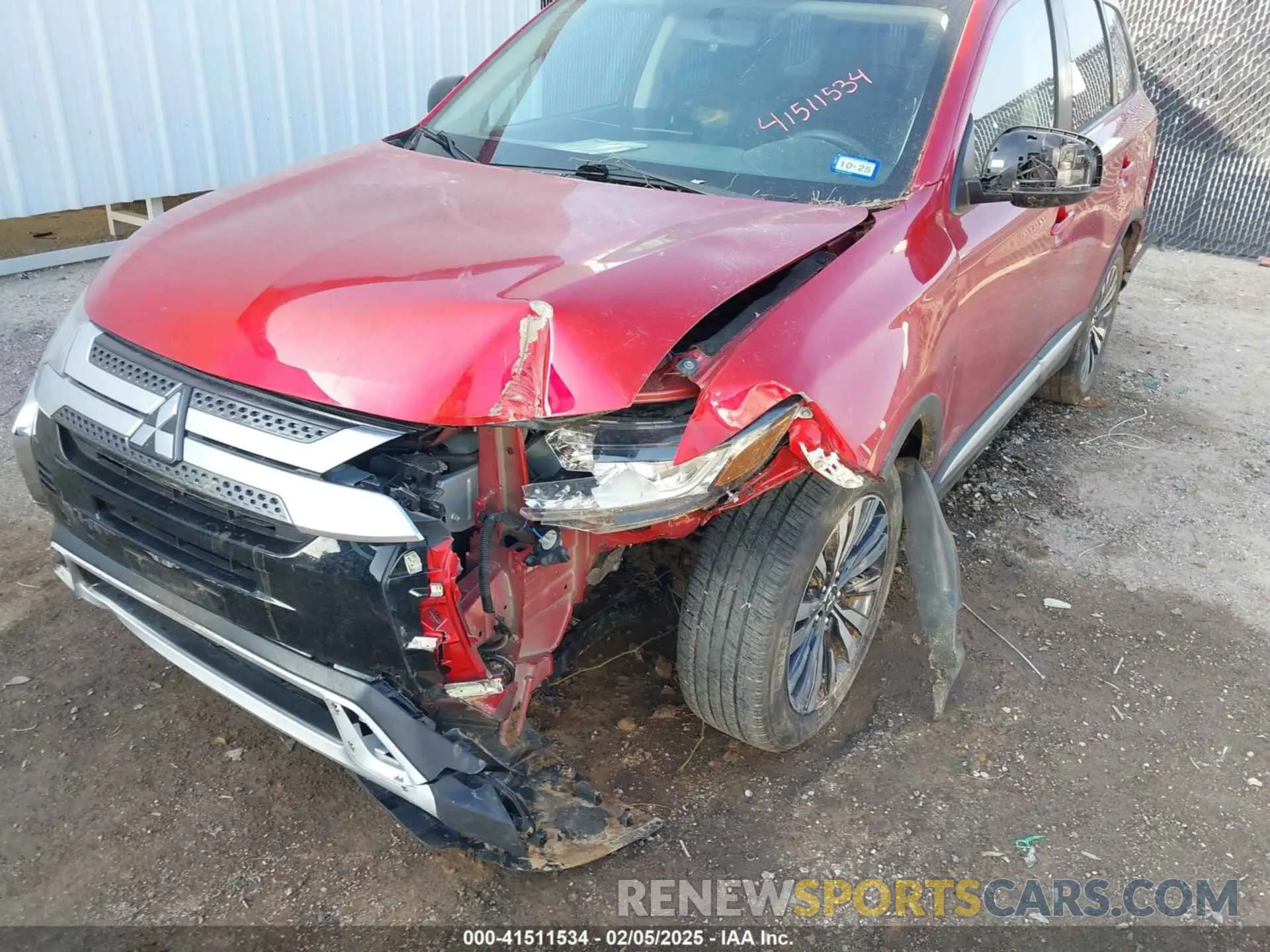 6 Photograph of a damaged car JA4AD2A32LZ040023 MITSUBISHI OUTLANDER 2020