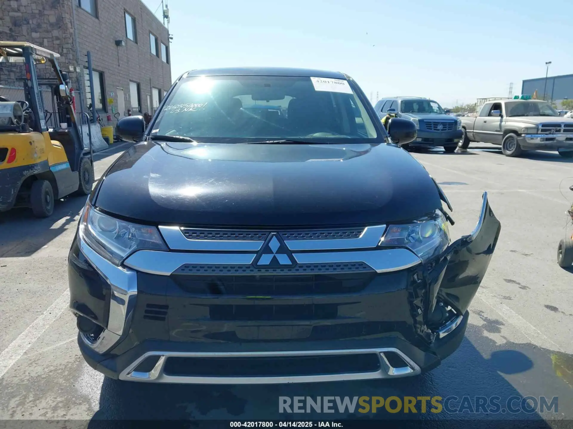 12 Photograph of a damaged car JA4AD2A35LJ001182 MITSUBISHI OUTLANDER 2020