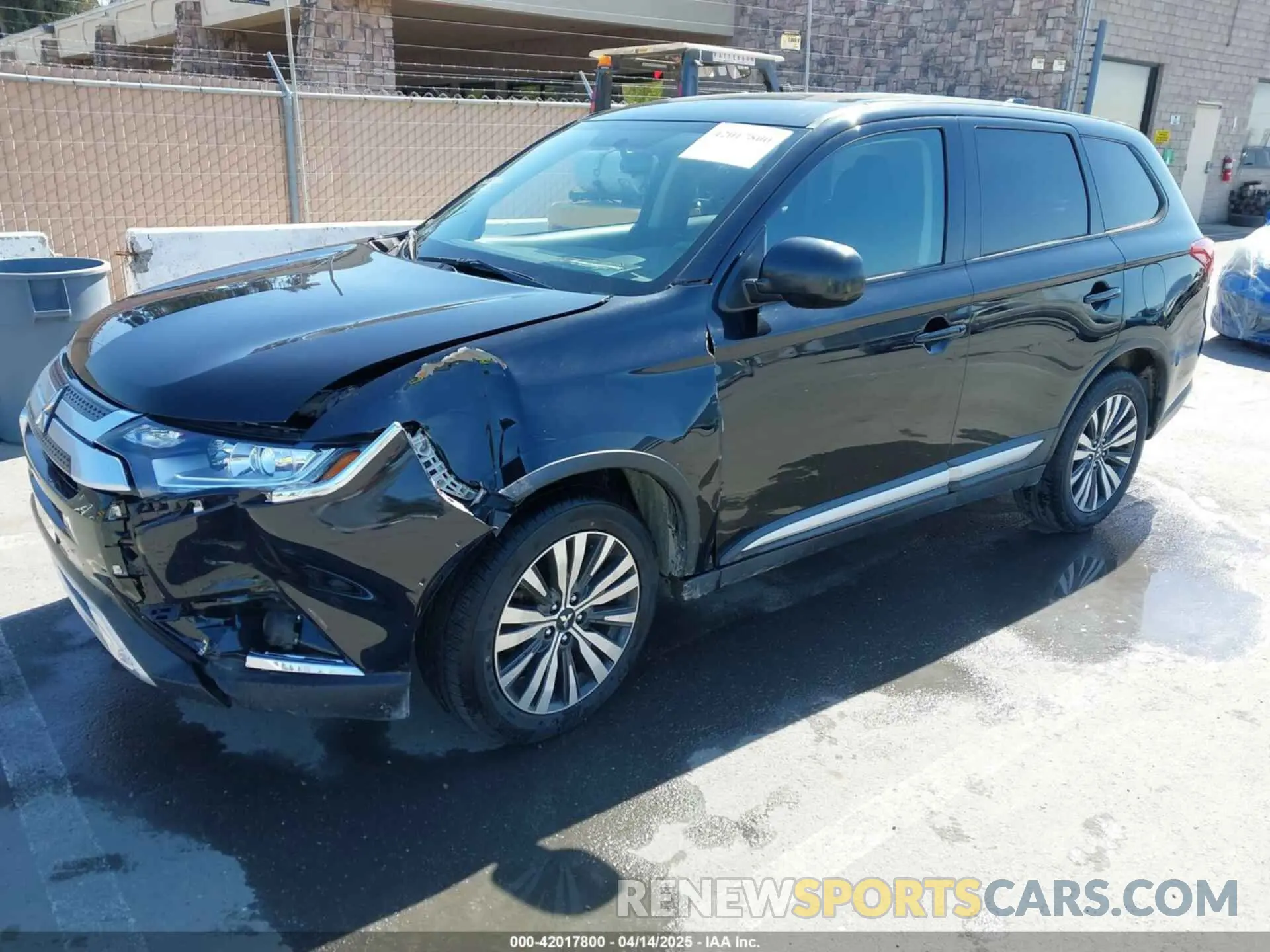 2 Photograph of a damaged car JA4AD2A35LJ001182 MITSUBISHI OUTLANDER 2020