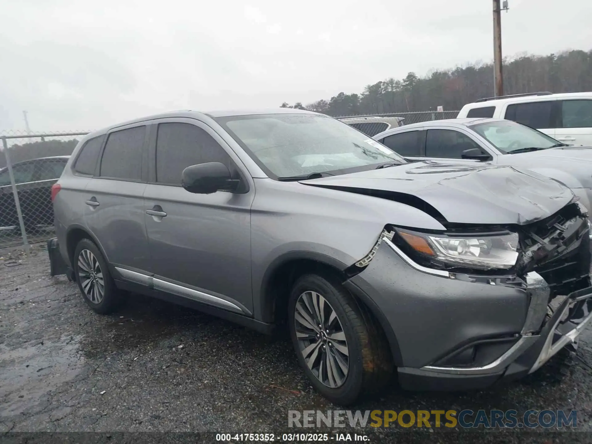 12 Photograph of a damaged car JA4AD2A35LZ007680 MITSUBISHI OUTLANDER 2020