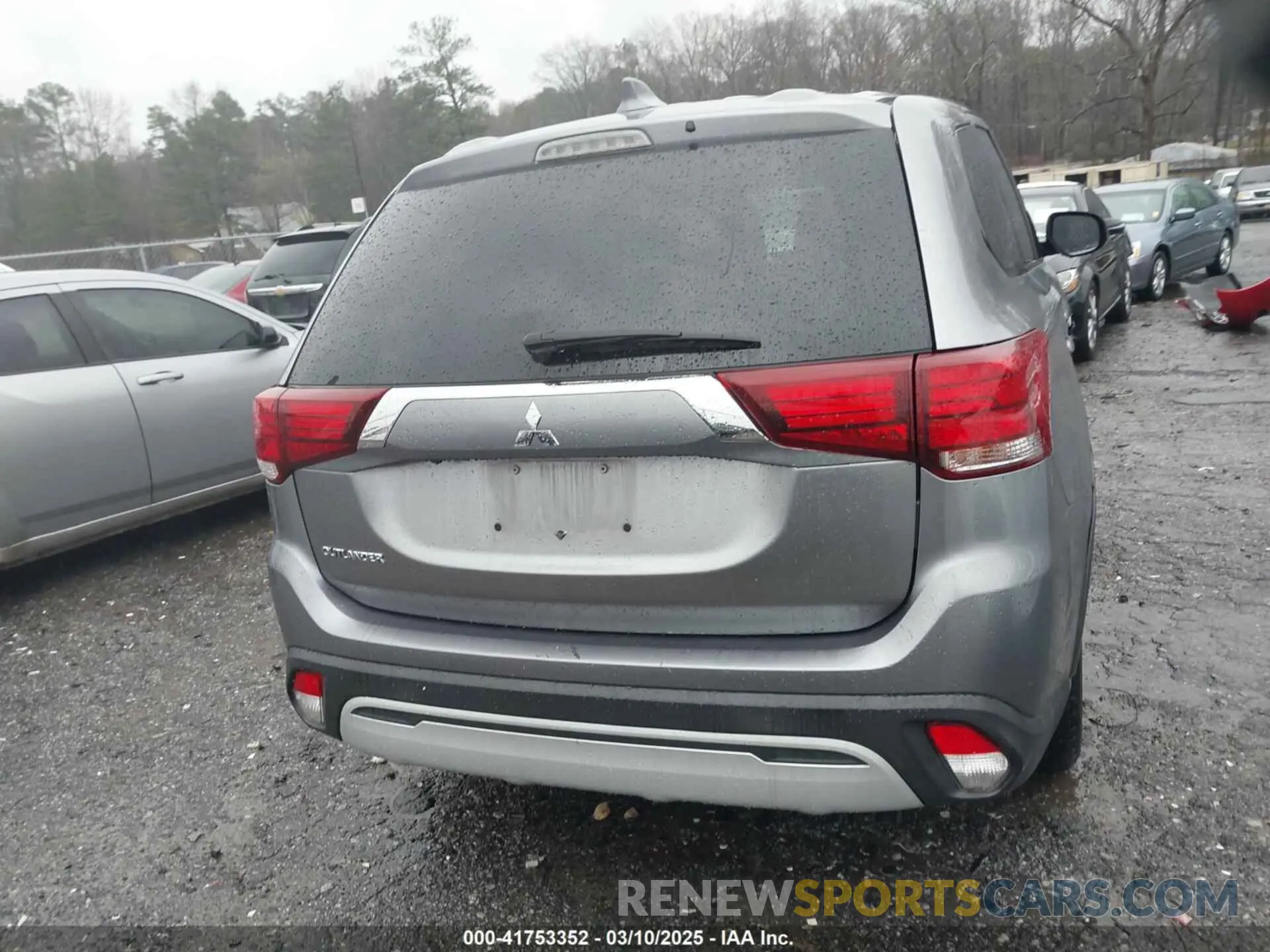 15 Photograph of a damaged car JA4AD2A35LZ007680 MITSUBISHI OUTLANDER 2020