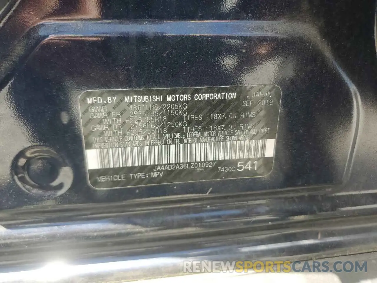 14 Photograph of a damaged car JA4AD2A36LZ010927 MITSUBISHI OUTLANDER 2020