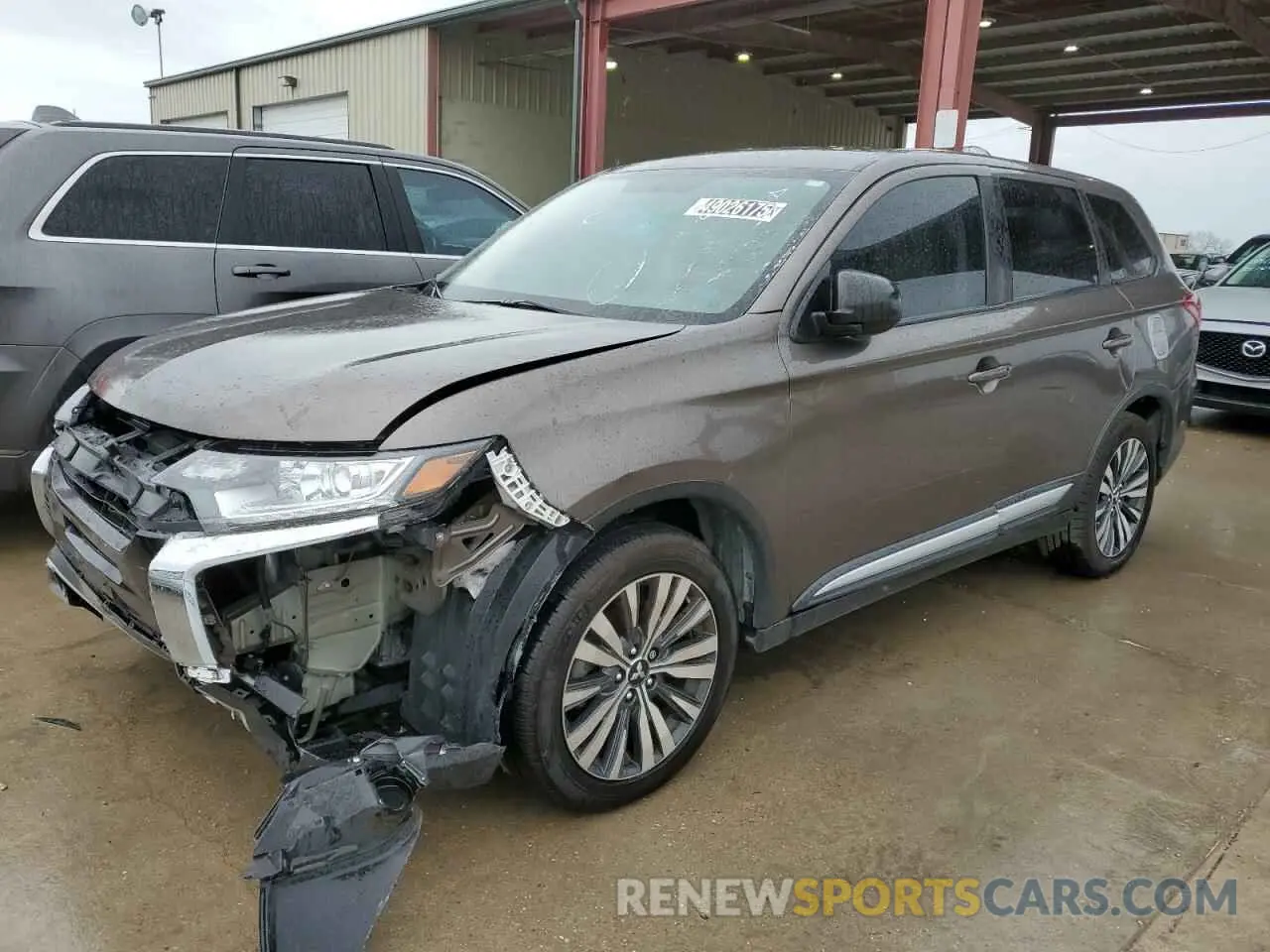 1 Photograph of a damaged car JA4AD2A38LZ005180 MITSUBISHI OUTLANDER 2020