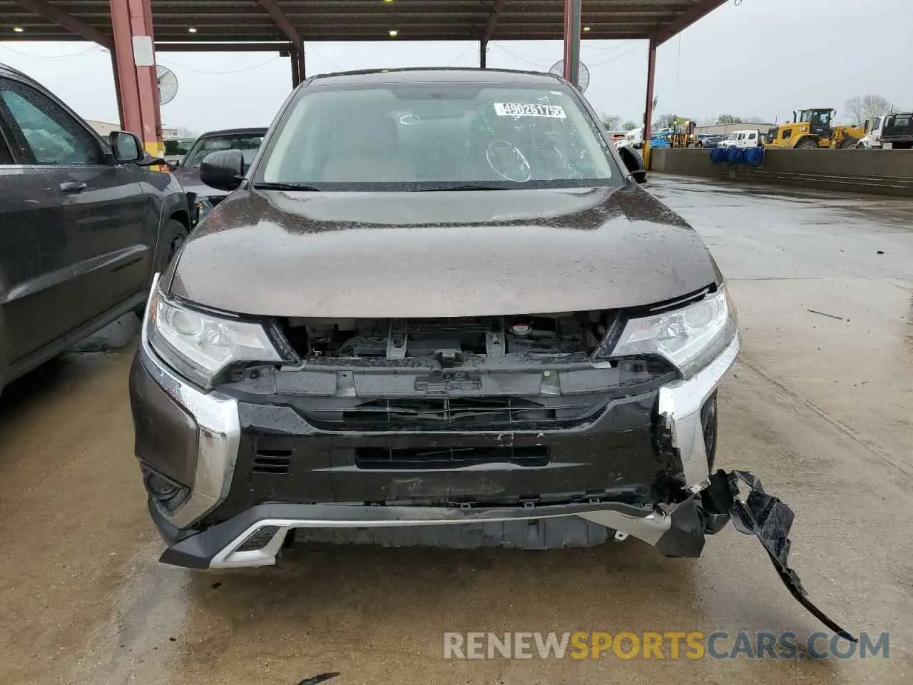 5 Photograph of a damaged car JA4AD2A38LZ005180 MITSUBISHI OUTLANDER 2020