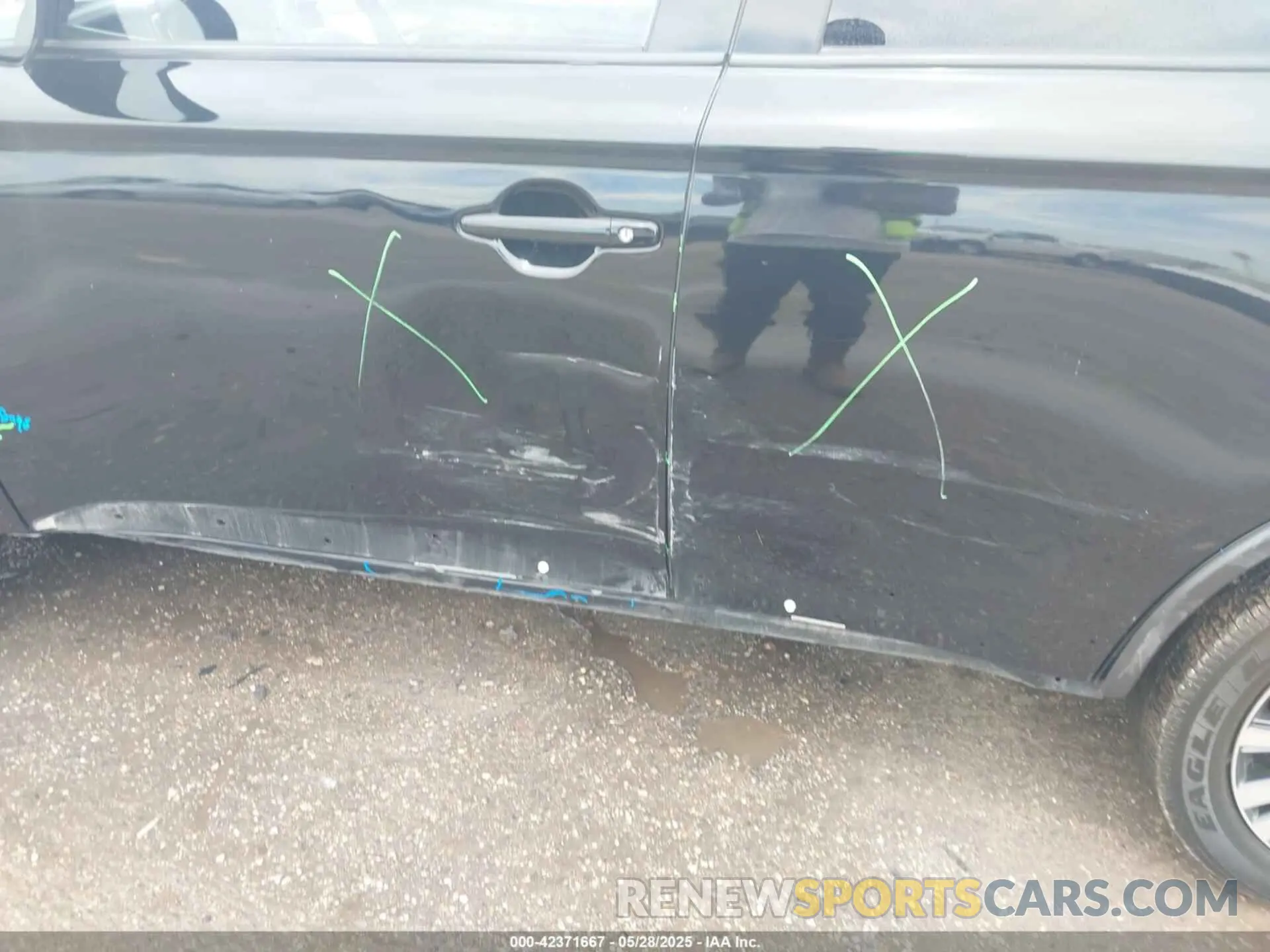 6 Photograph of a damaged car JA4AD2A38LZ019127 MITSUBISHI OUTLANDER 2020