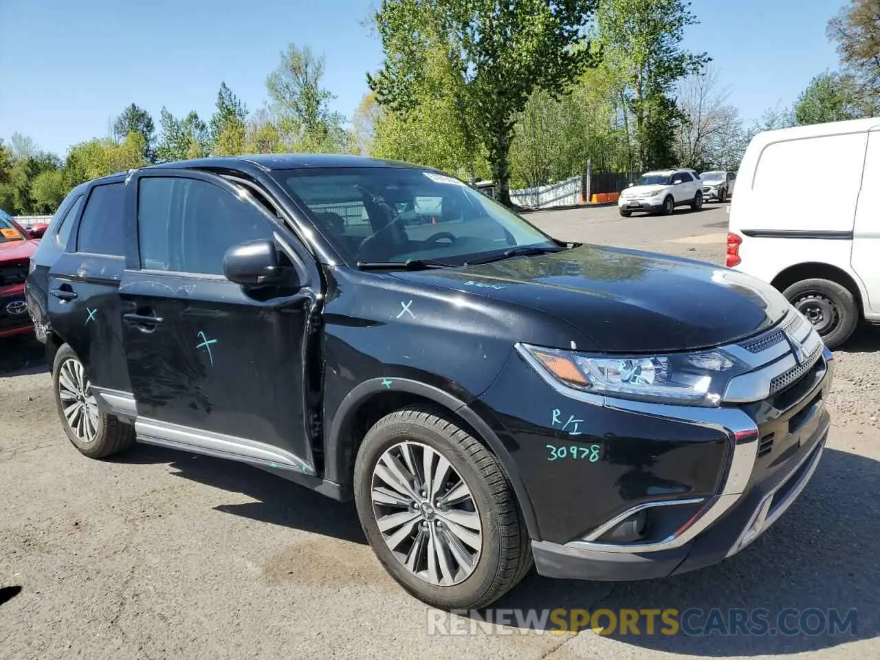 4 Photograph of a damaged car JA4AD2A38LZ048059 MITSUBISHI OUTLANDER 2020