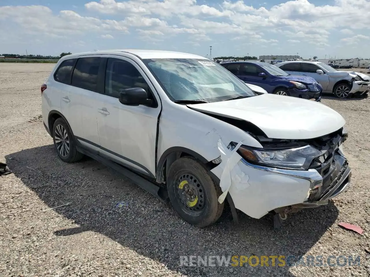 4 Photograph of a damaged car JA4AD2A39LZ048751 MITSUBISHI OUTLANDER 2020
