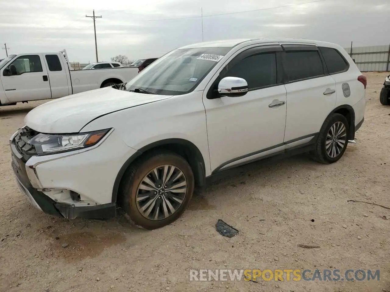 1 Photograph of a damaged car JA4AD2A3XLZ037760 MITSUBISHI OUTLANDER 2020