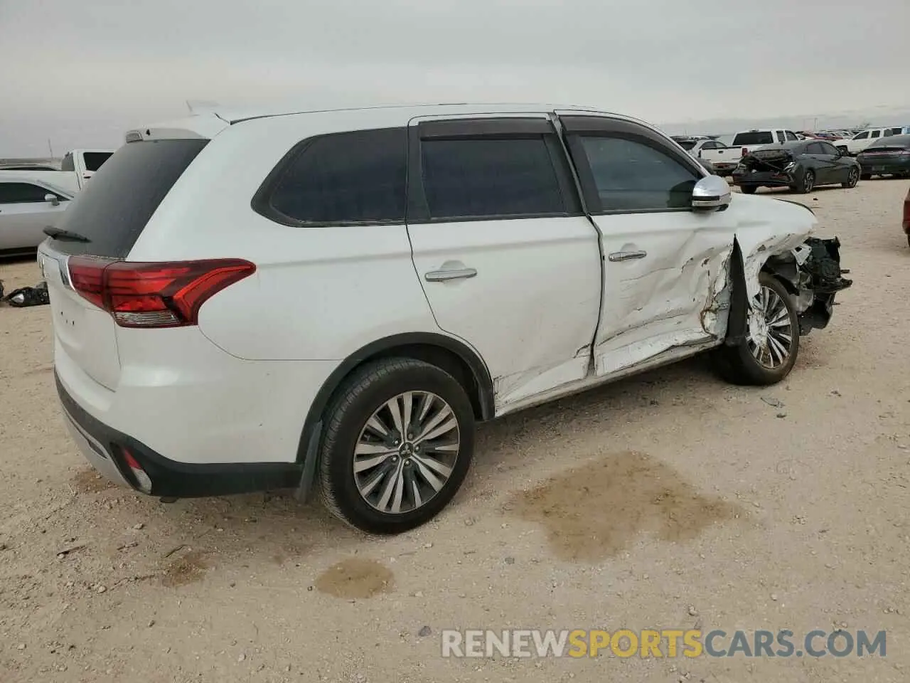 3 Photograph of a damaged car JA4AD2A3XLZ037760 MITSUBISHI OUTLANDER 2020