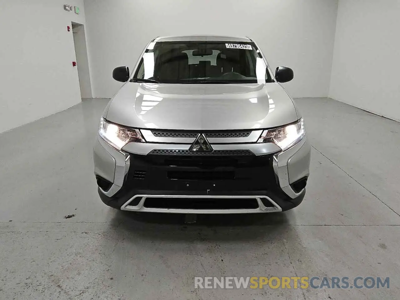 5 Photograph of a damaged car JA4AD2A3XLZ039573 MITSUBISHI OUTLANDER 2020