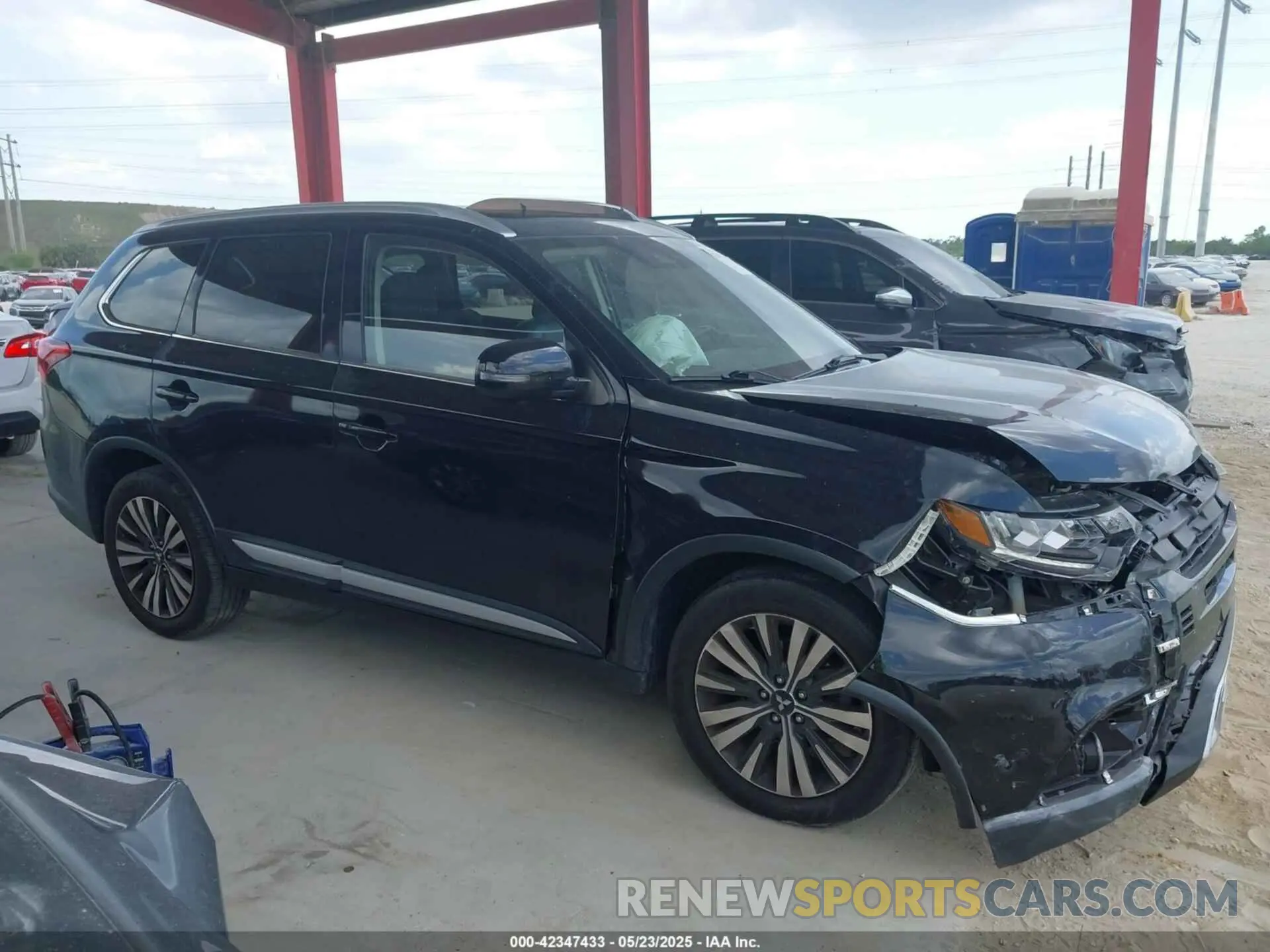 14 Photograph of a damaged car JA4AD3A30LZ003073 MITSUBISHI OUTLANDER 2020