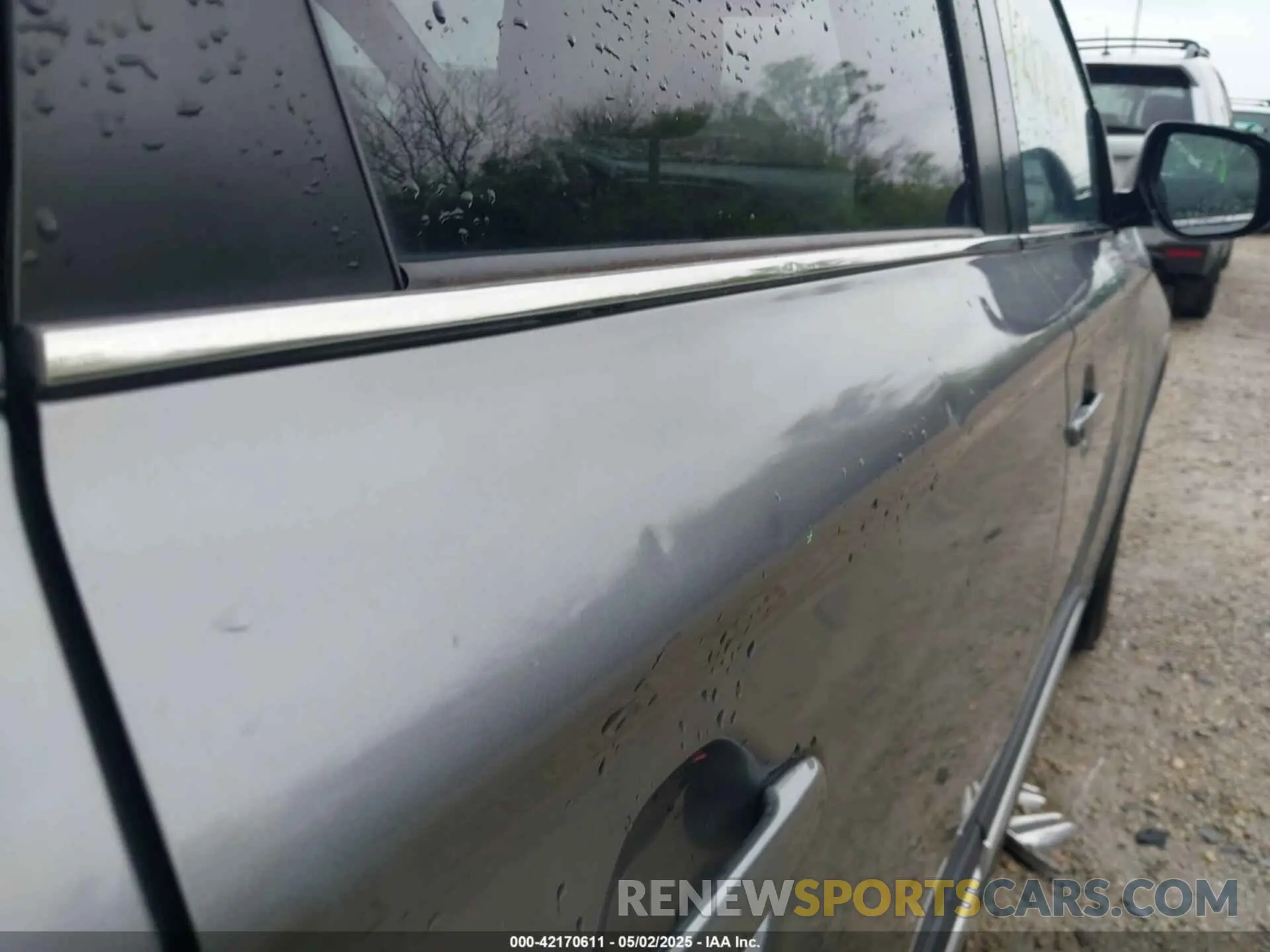 20 Photograph of a damaged car JA4AD3A31LJ001086 MITSUBISHI OUTLANDER 2020