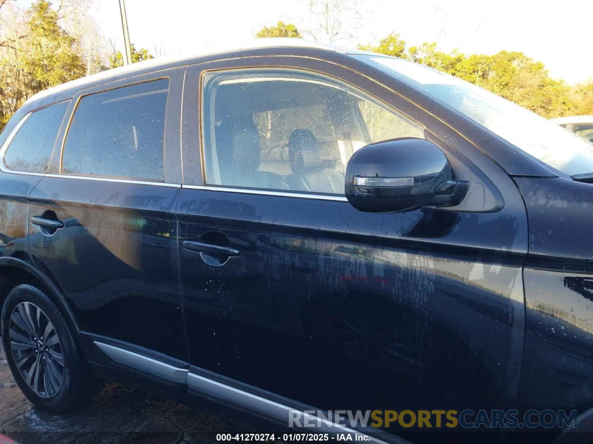 13 Photograph of a damaged car JA4AD3A31LZ043310 MITSUBISHI OUTLANDER 2020