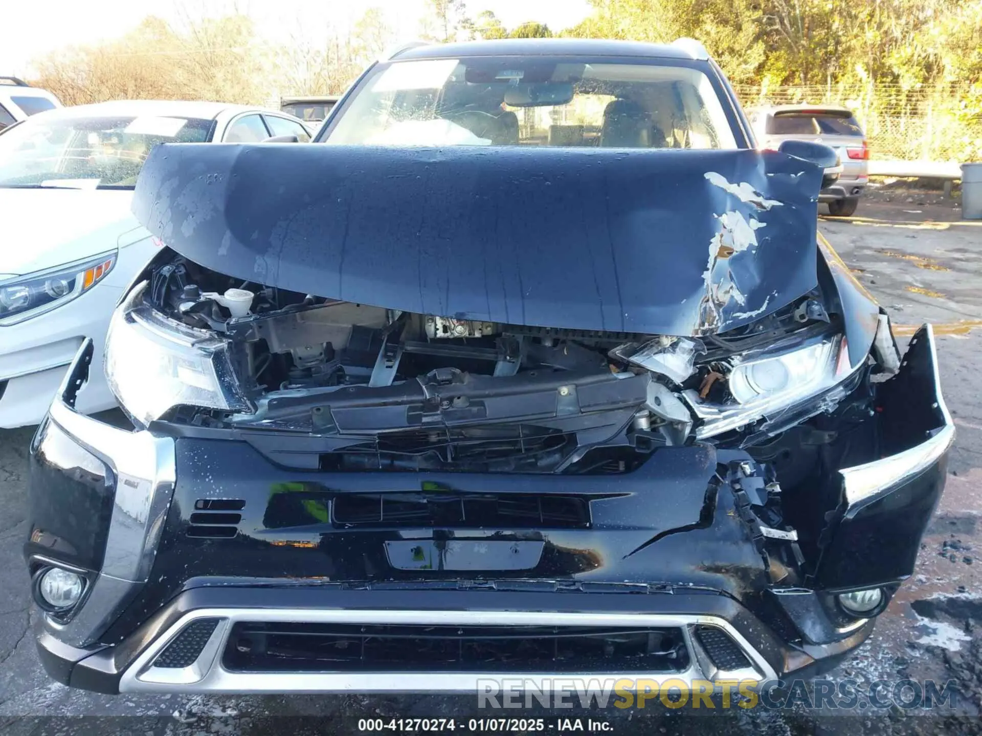 6 Photograph of a damaged car JA4AD3A31LZ043310 MITSUBISHI OUTLANDER 2020
