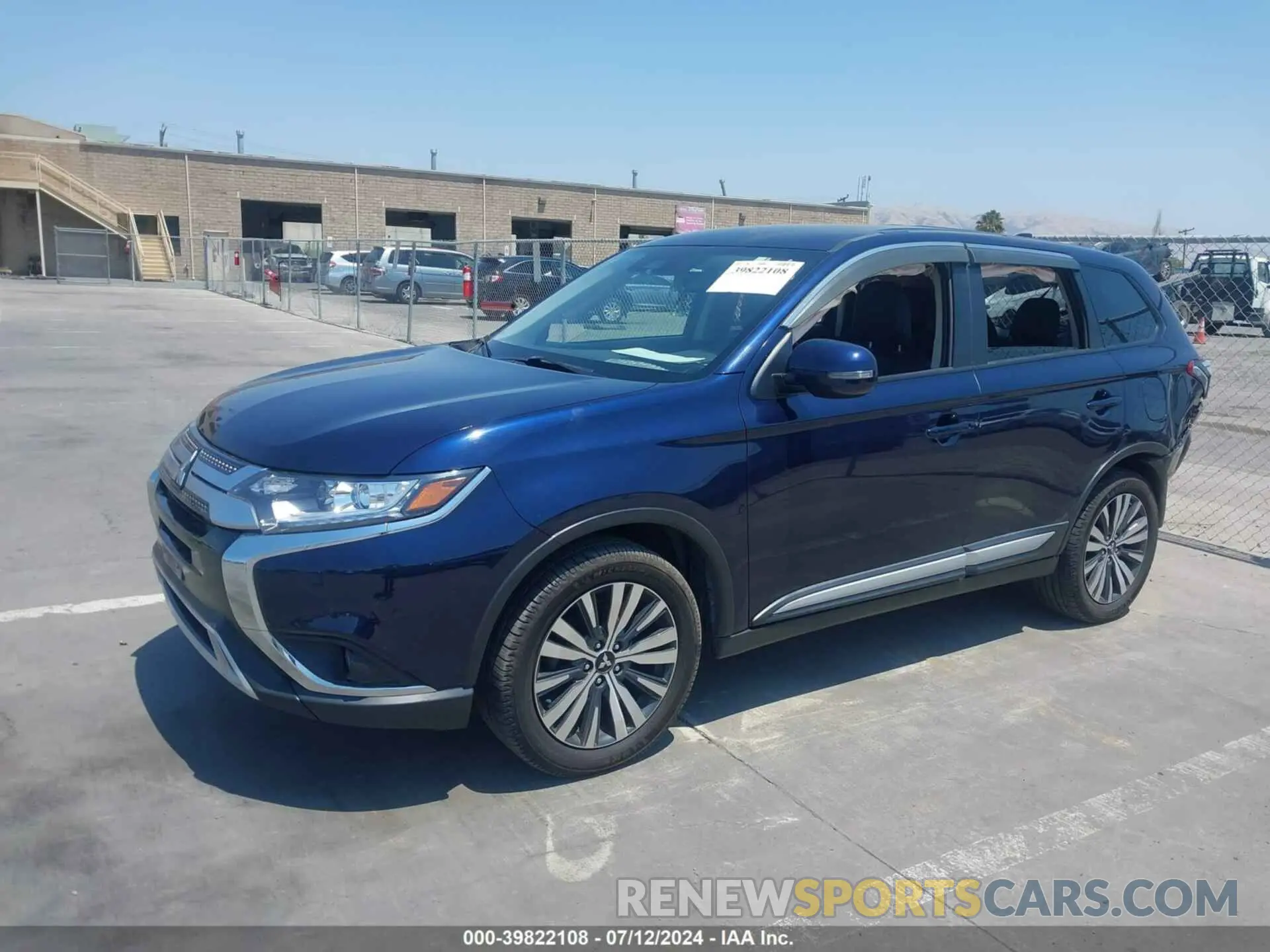 2 Photograph of a damaged car JA4AD3A32LZ017587 MITSUBISHI OUTLANDER 2020