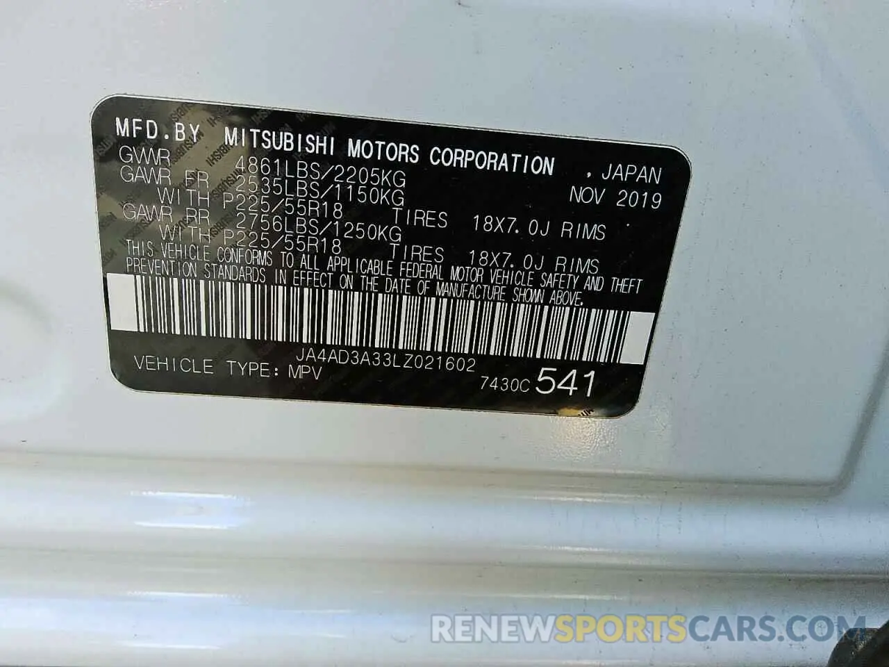 9 Photograph of a damaged car JA4AD3A33LZ021602 MITSUBISHI OUTLANDER 2020