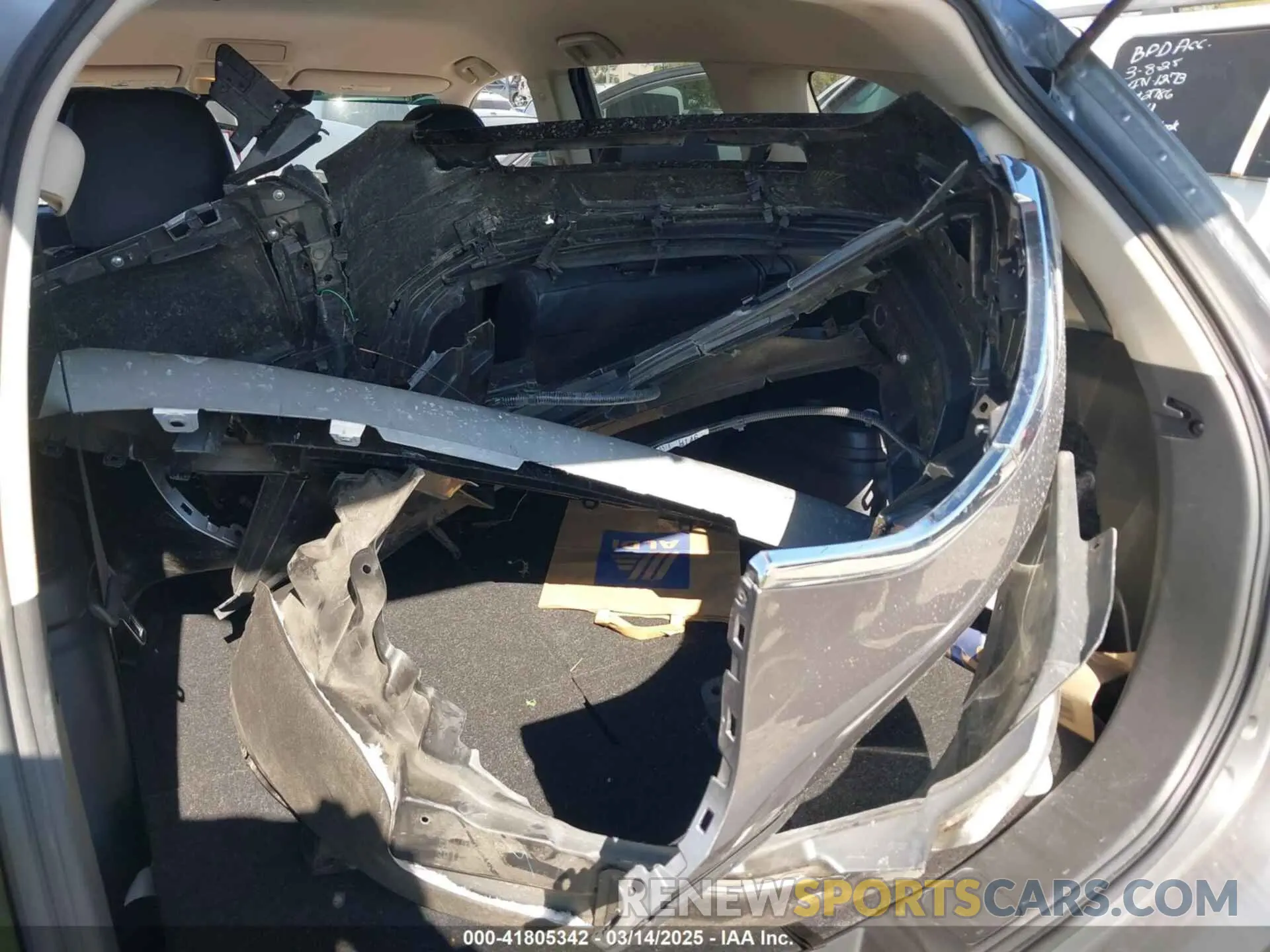 12 Photograph of a damaged car JA4AD3A33LZ025410 MITSUBISHI OUTLANDER 2020