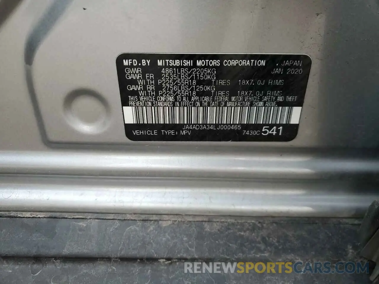 12 Photograph of a damaged car JA4AD3A34LJ000465 MITSUBISHI OUTLANDER 2020