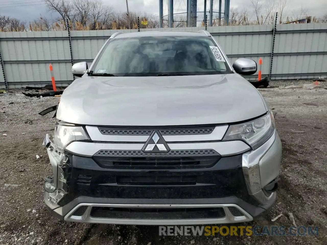 5 Photograph of a damaged car JA4AD3A34LJ000465 MITSUBISHI OUTLANDER 2020
