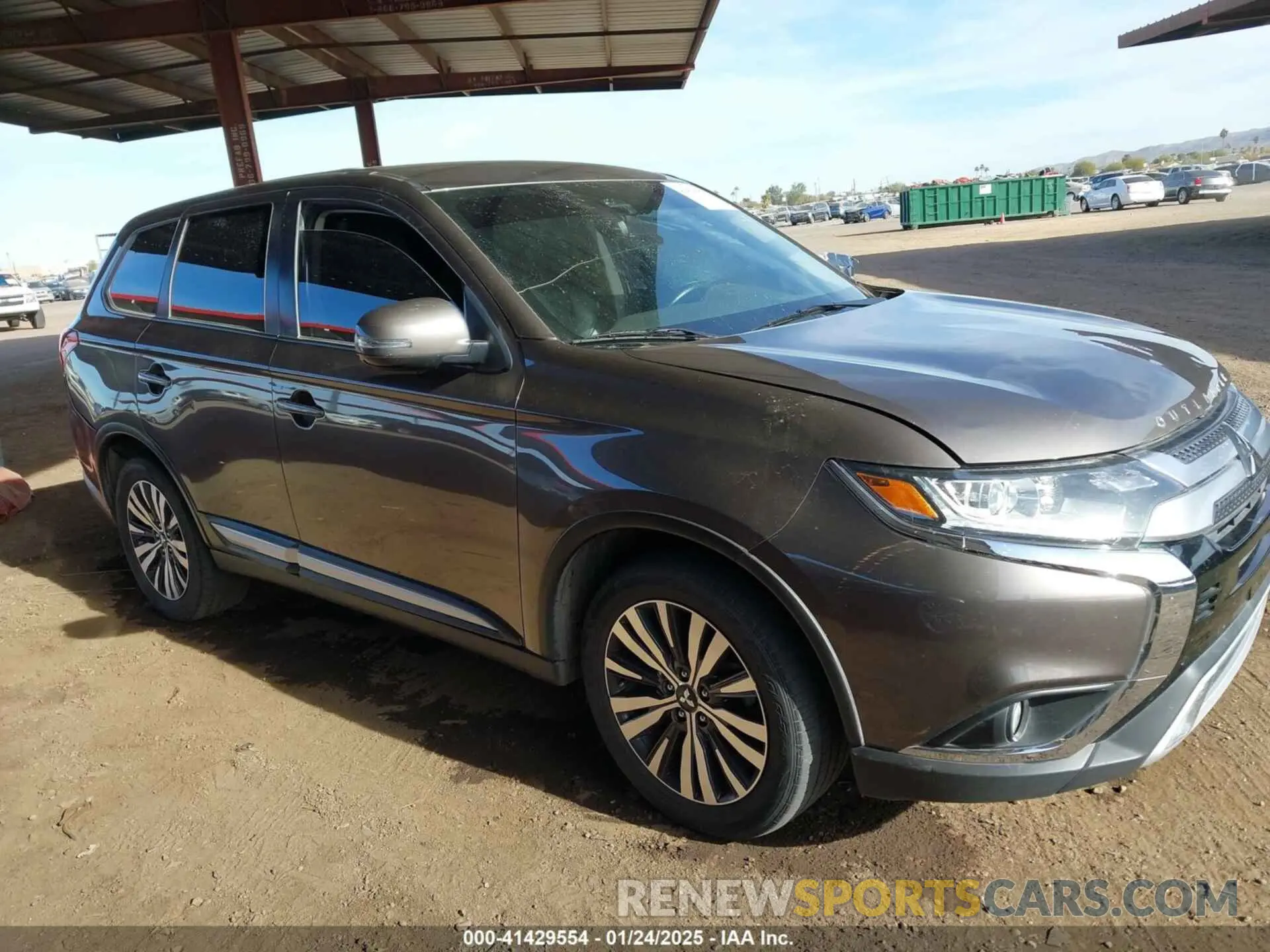 13 Photograph of a damaged car JA4AD3A34LZ046556 MITSUBISHI OUTLANDER 2020