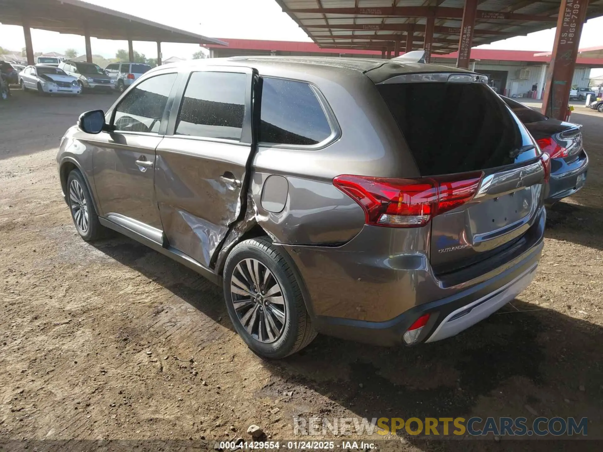 3 Photograph of a damaged car JA4AD3A34LZ046556 MITSUBISHI OUTLANDER 2020