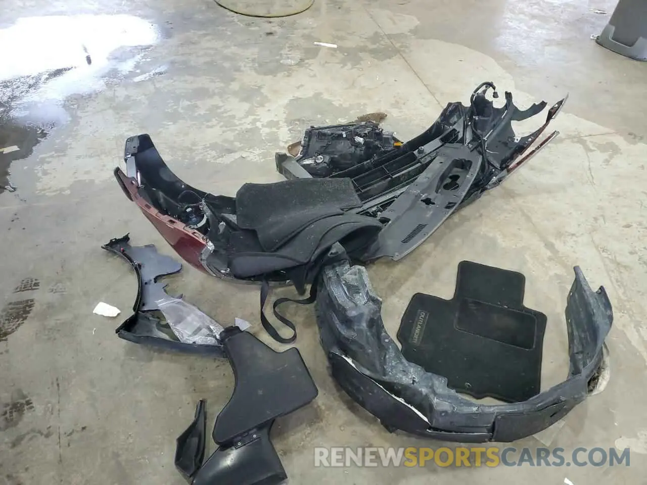 13 Photograph of a damaged car JA4AD3A35LZ004560 MITSUBISHI OUTLANDER 2020