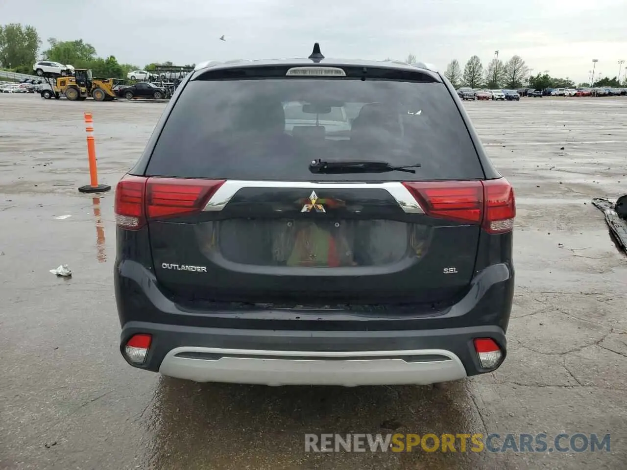 6 Photograph of a damaged car JA4AD3A37LZ020212 MITSUBISHI OUTLANDER 2020