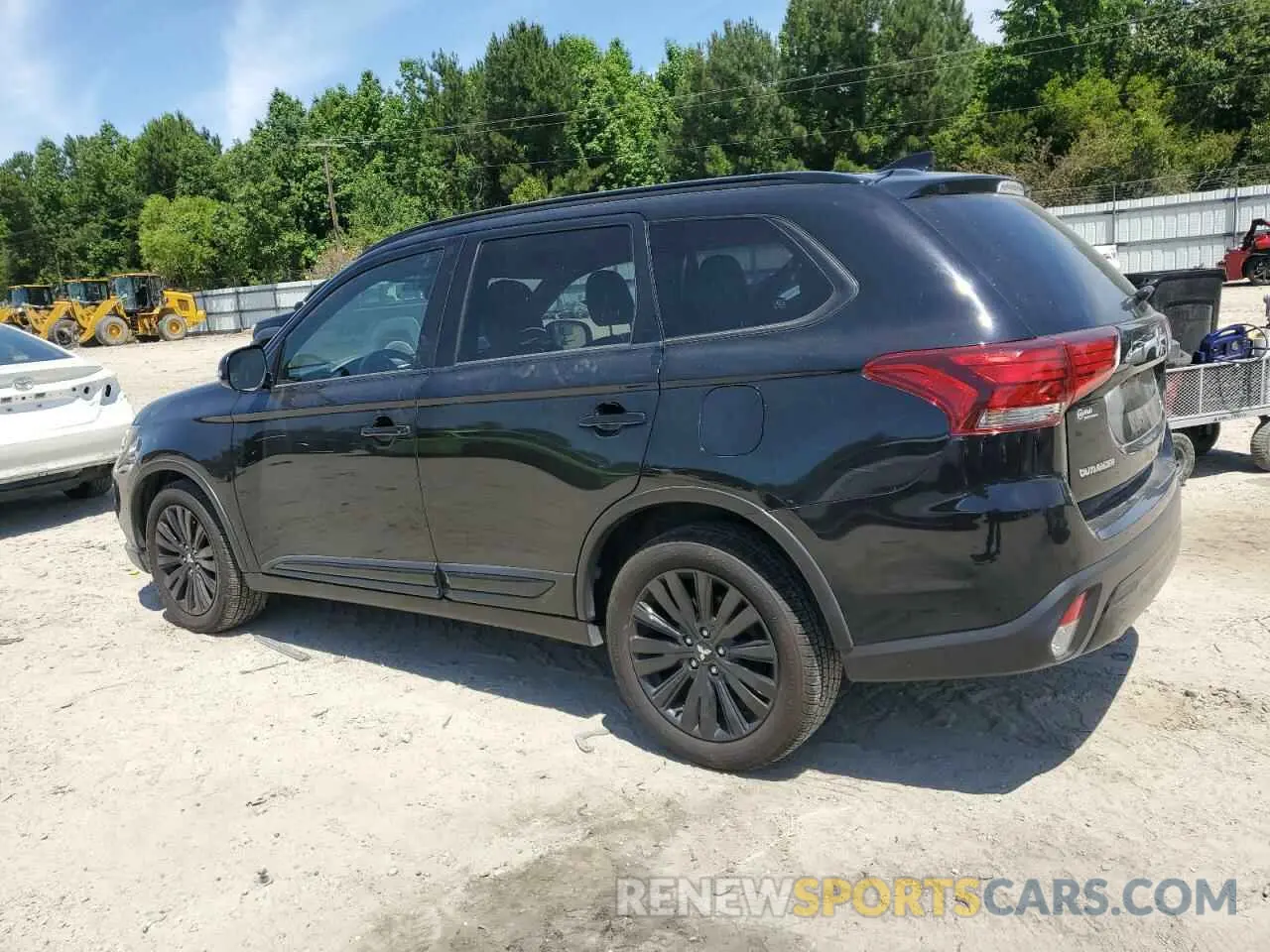 2 Photograph of a damaged car JA4AD3A37LZ028536 MITSUBISHI OUTLANDER 2020