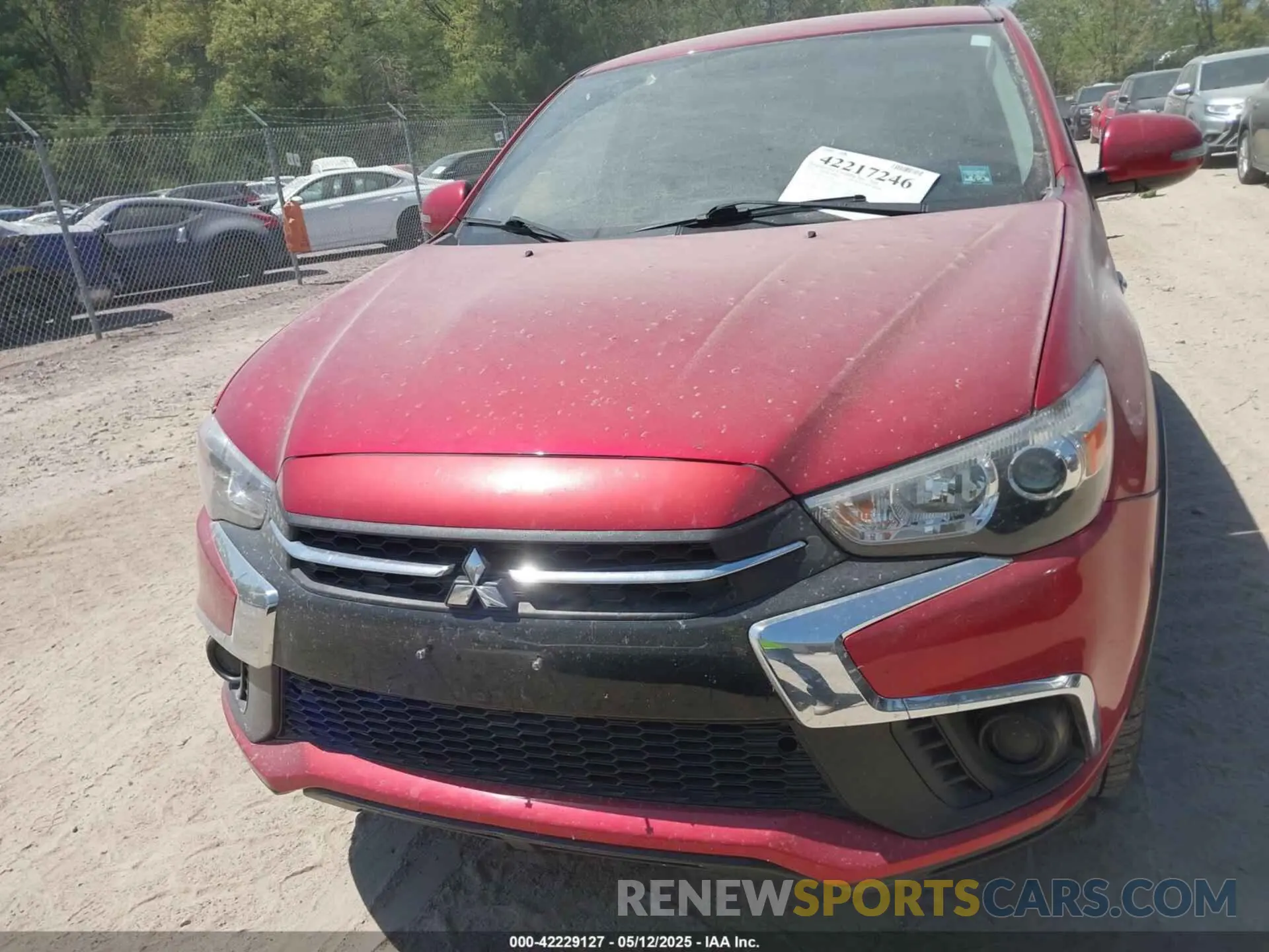 12 Photograph of a damaged car JA4AD3A37LZ034935 MITSUBISHI OUTLANDER 2020