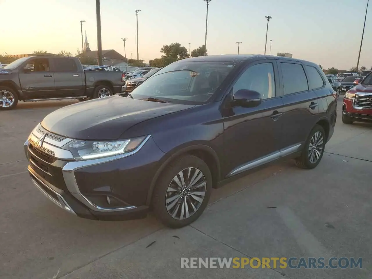 1 Photograph of a damaged car JA4AD3A37LZ039150 MITSUBISHI OUTLANDER 2020