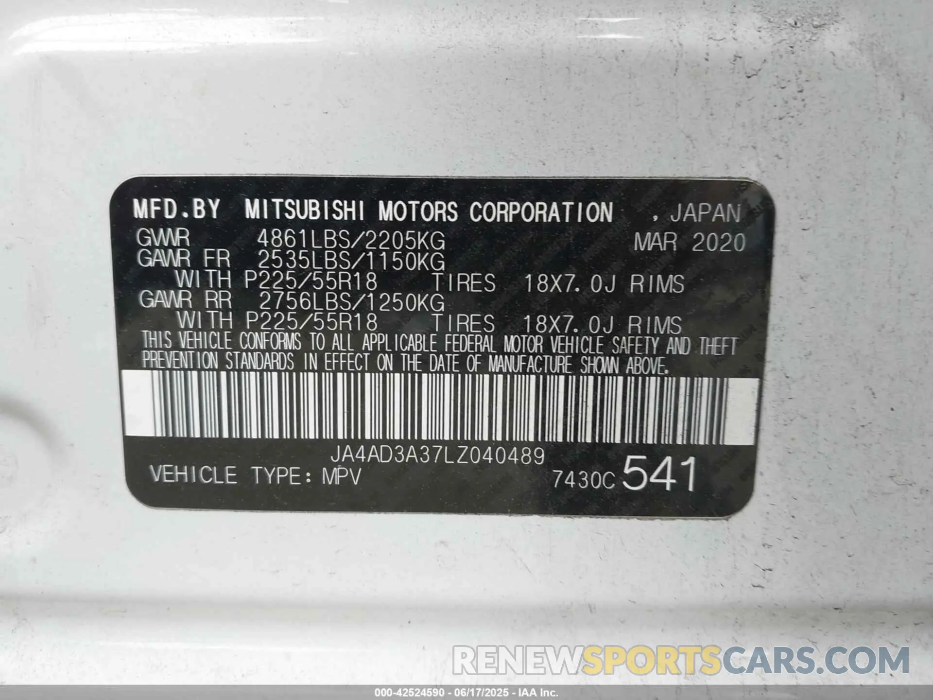 9 Photograph of a damaged car JA4AD3A37LZ040489 MITSUBISHI OUTLANDER 2020