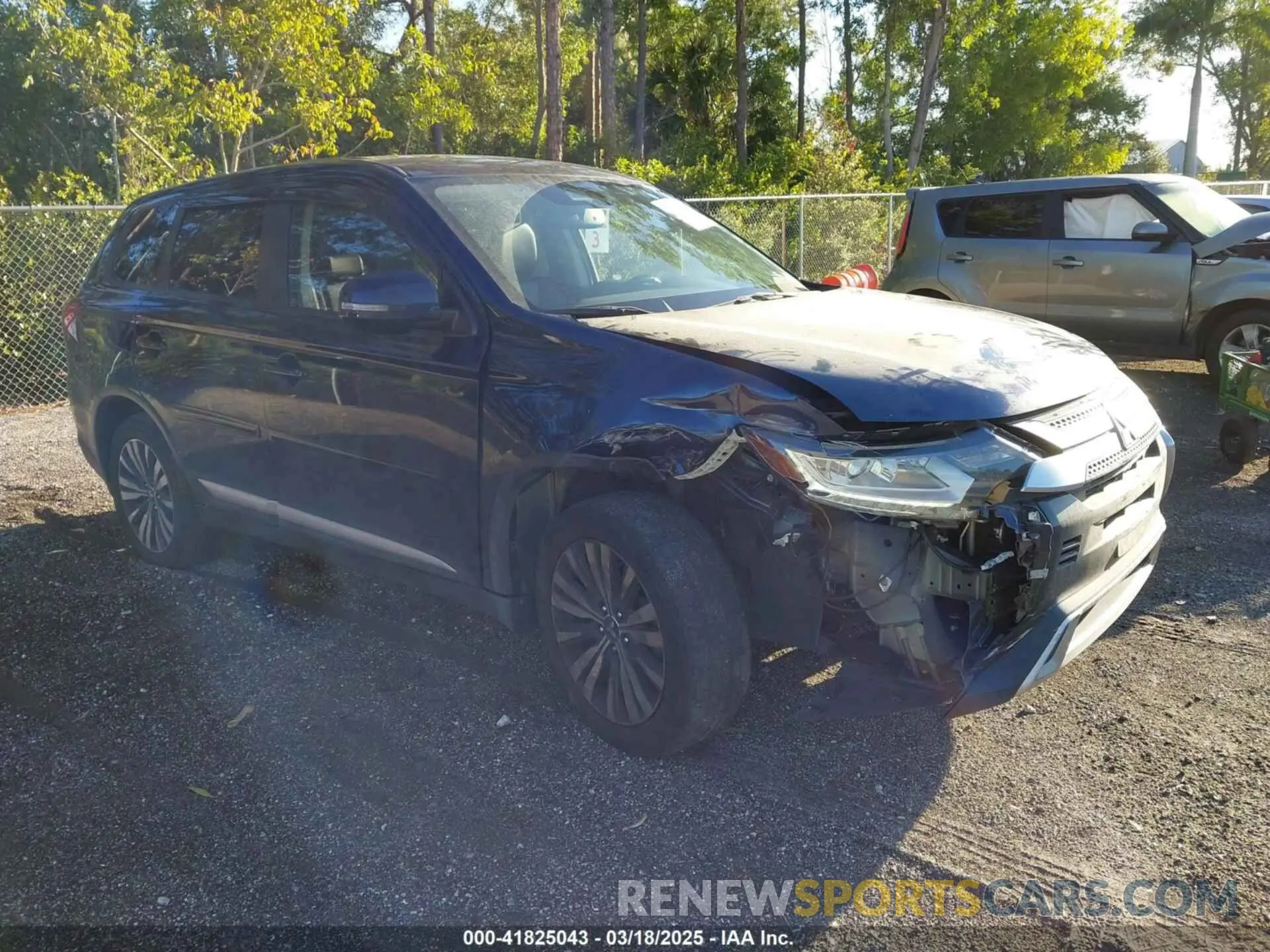 1 Photograph of a damaged car JA4AD3A39LZ004691 MITSUBISHI OUTLANDER 2020