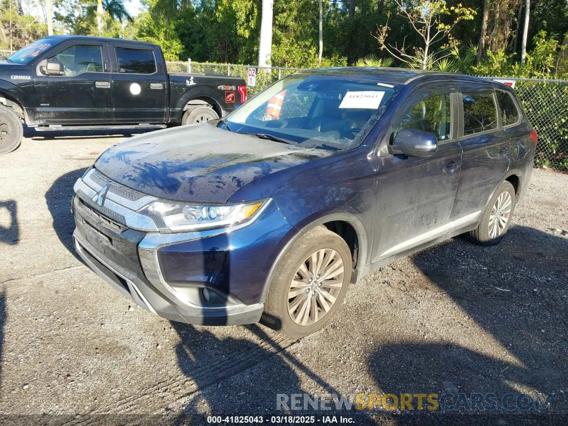 2 Photograph of a damaged car JA4AD3A39LZ004691 MITSUBISHI OUTLANDER 2020