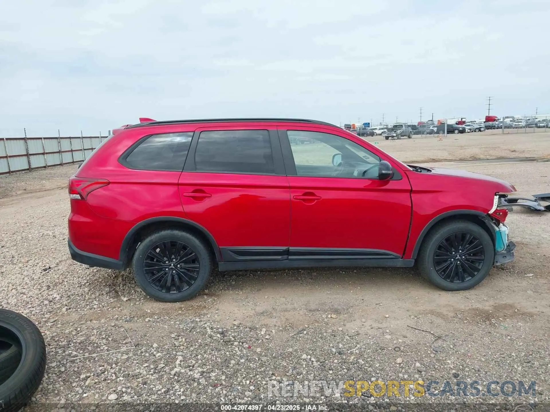 14 Photograph of a damaged car JA4AD3A3XLZ005459 MITSUBISHI OUTLANDER 2020