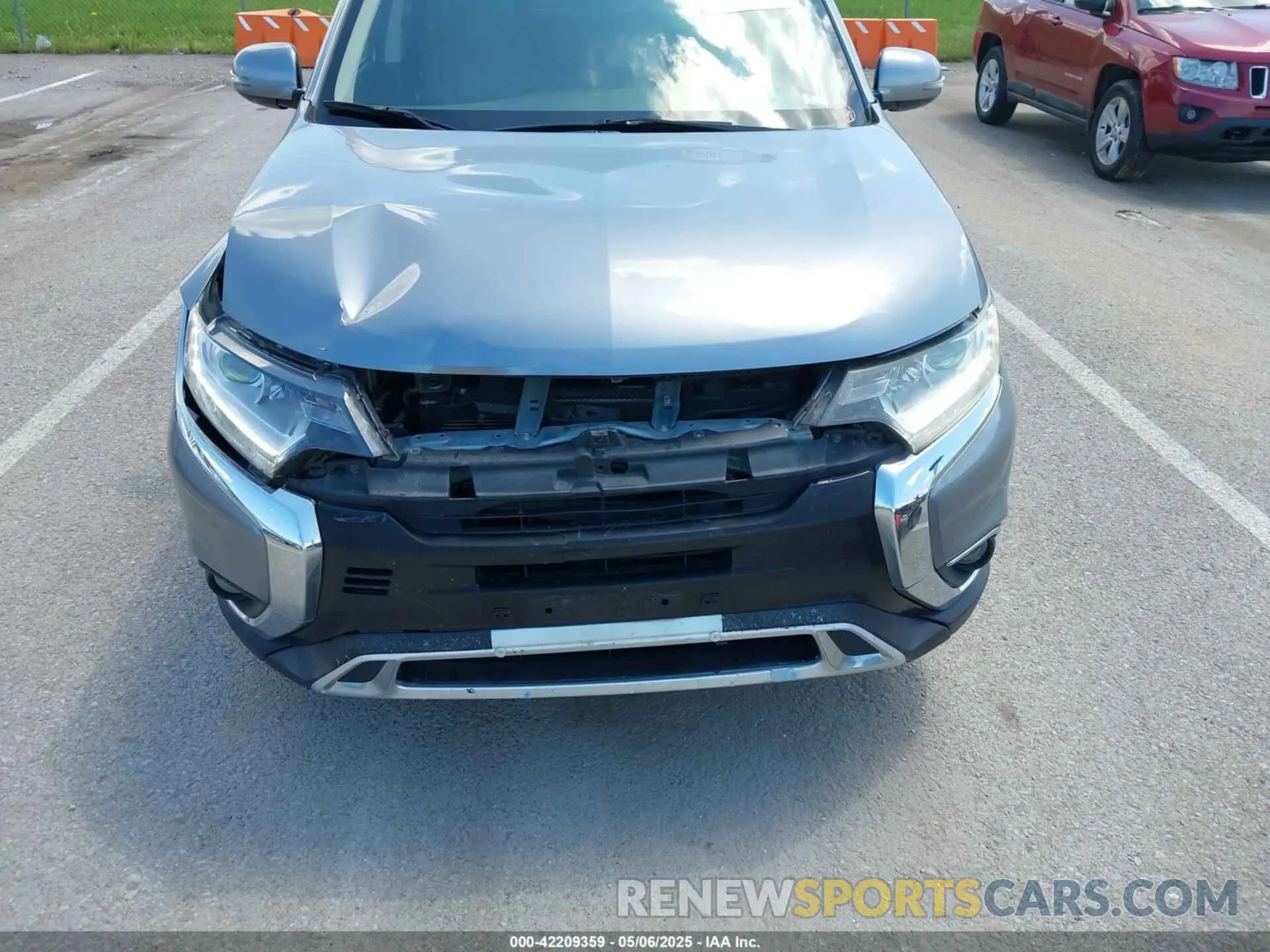 6 Photograph of a damaged car JA4AD3A3XLZ006238 MITSUBISHI OUTLANDER 2020