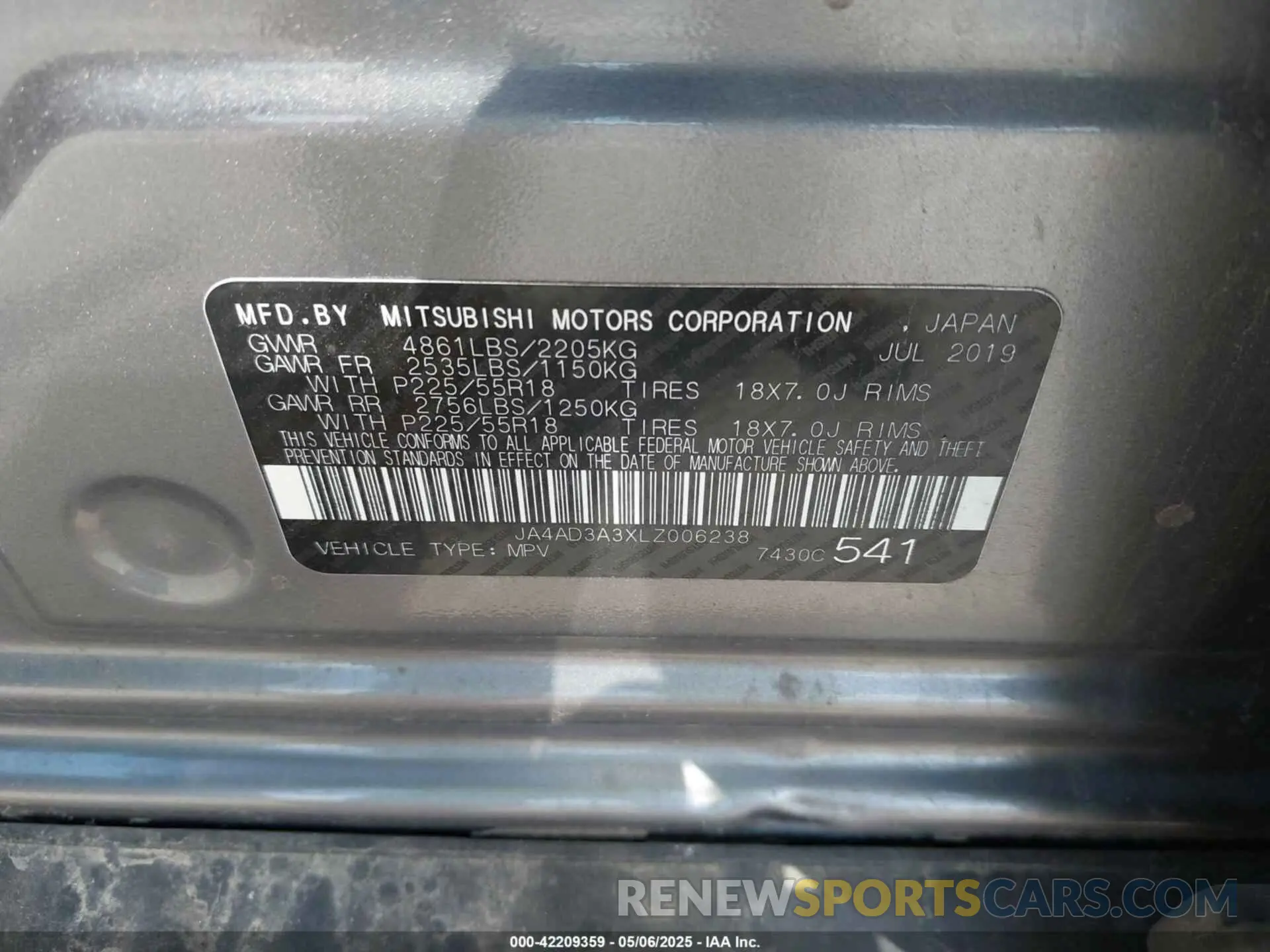 9 Photograph of a damaged car JA4AD3A3XLZ006238 MITSUBISHI OUTLANDER 2020