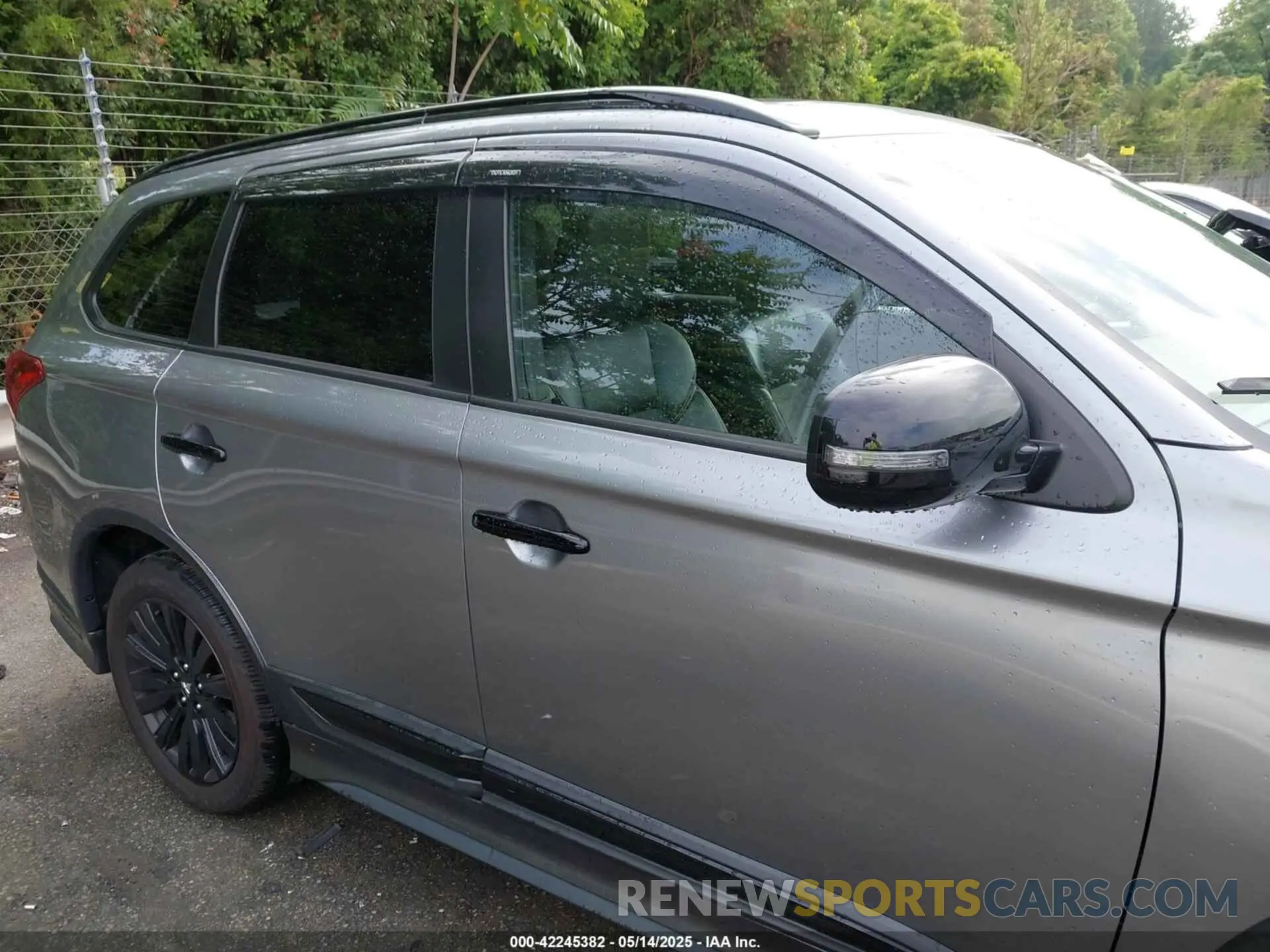 13 Photograph of a damaged car JA4AD3A3XLZ024478 MITSUBISHI OUTLANDER 2020