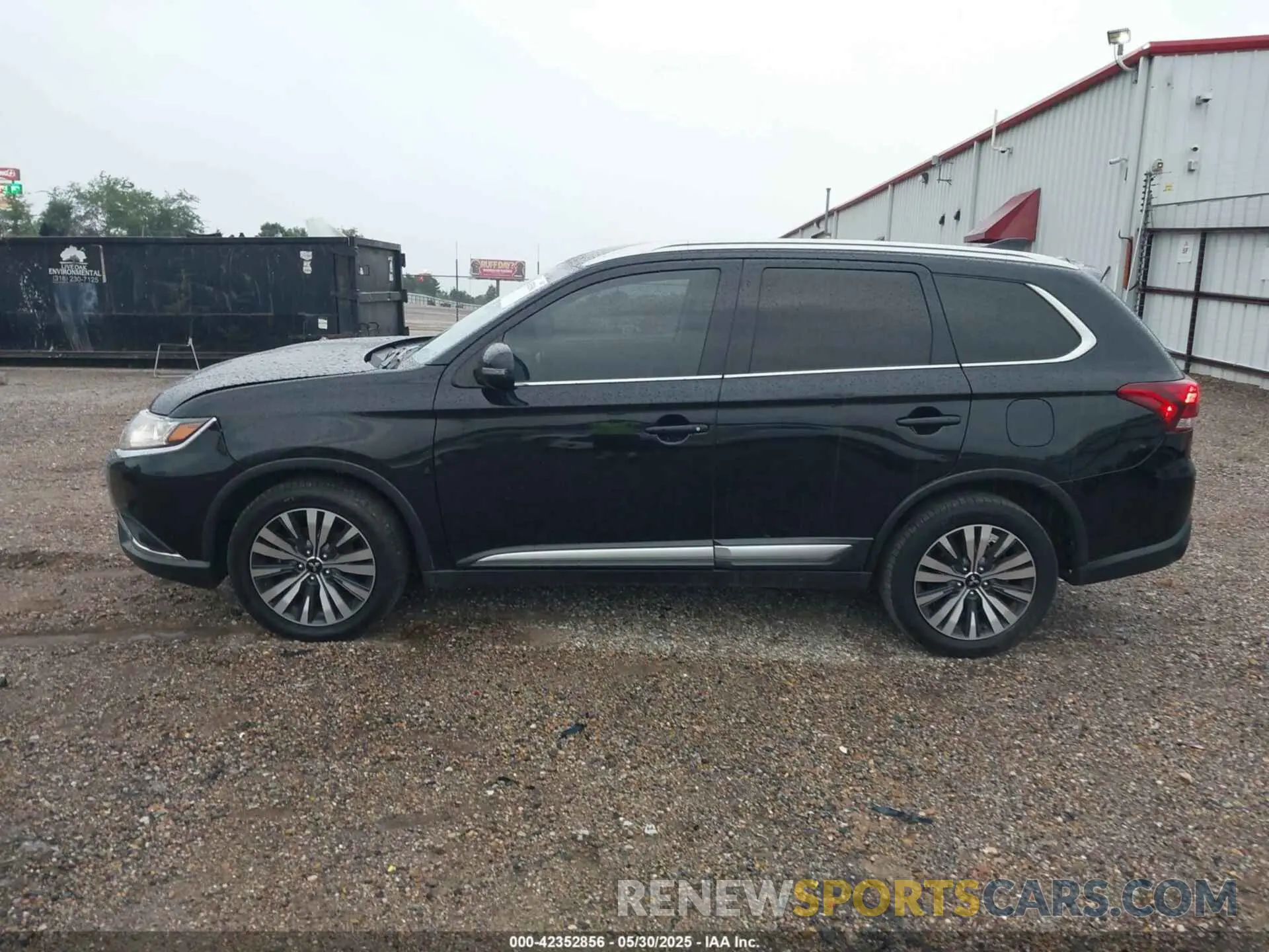 15 Photograph of a damaged car JA4AD3A3XLZ030748 MITSUBISHI OUTLANDER 2020