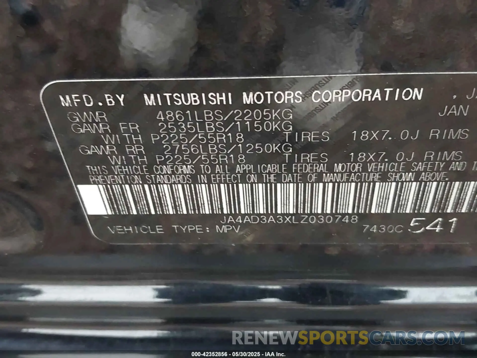 9 Photograph of a damaged car JA4AD3A3XLZ030748 MITSUBISHI OUTLANDER 2020