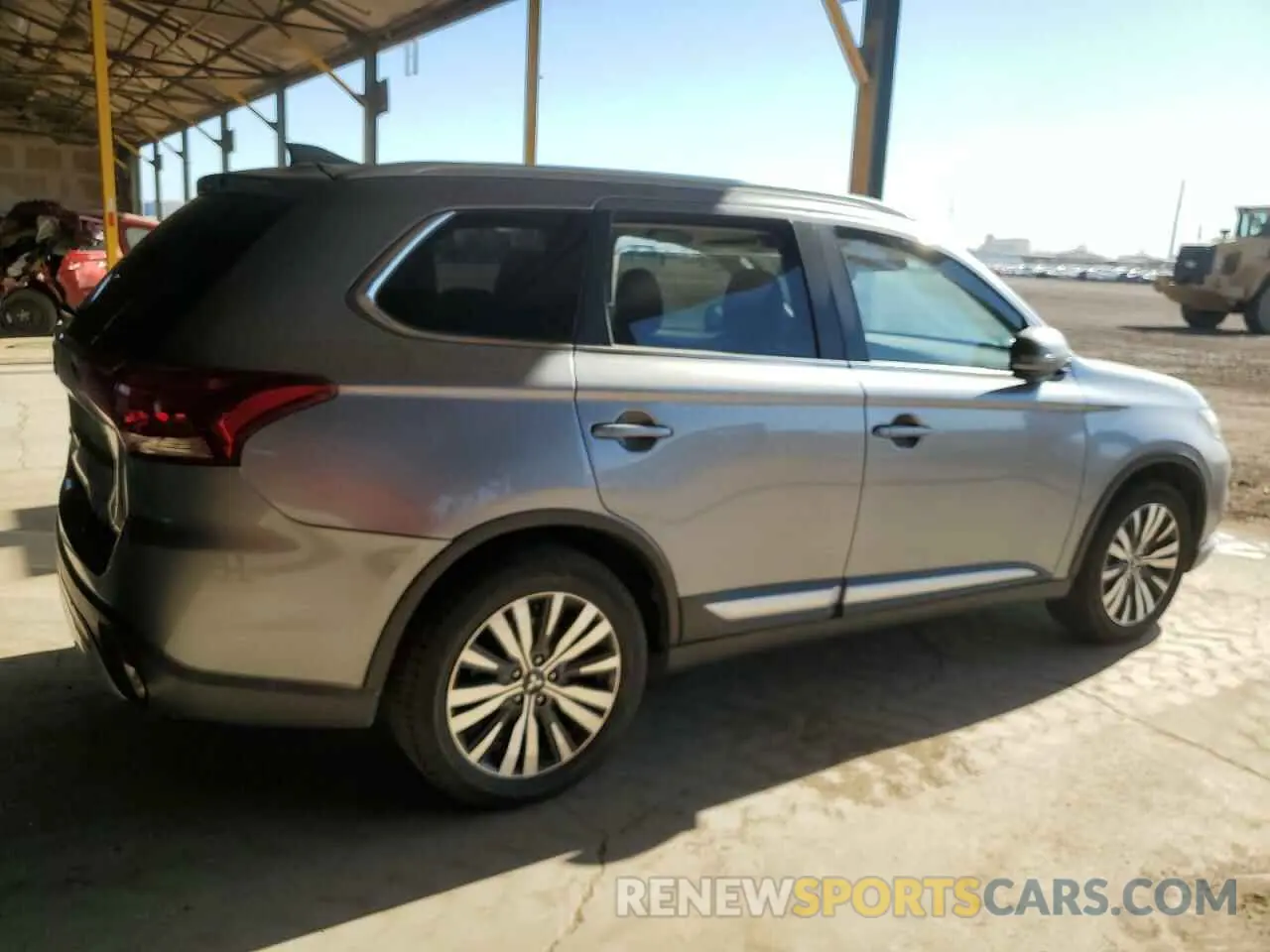 3 Photograph of a damaged car JA4AD3A3XLZ035349 MITSUBISHI OUTLANDER 2020