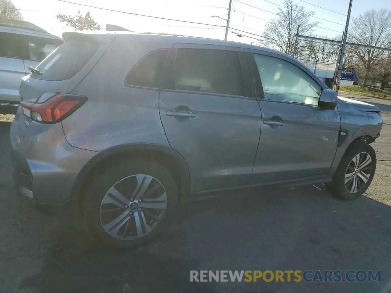 3 Photograph of a damaged car JA4AP3AU2LU017635 MITSUBISHI OUTLANDER 2020