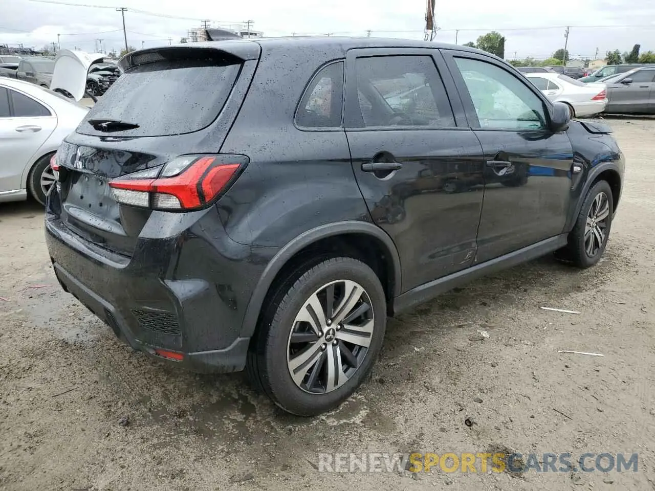 3 Photograph of a damaged car JA4AP3AU6LU004936 MITSUBISHI OUTLANDER 2020