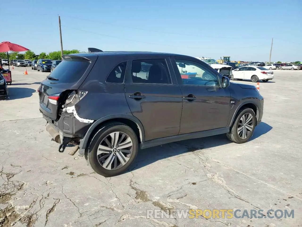 3 Photograph of a damaged car JA4AP3AU6LU011742 MITSUBISHI OUTLANDER 2020