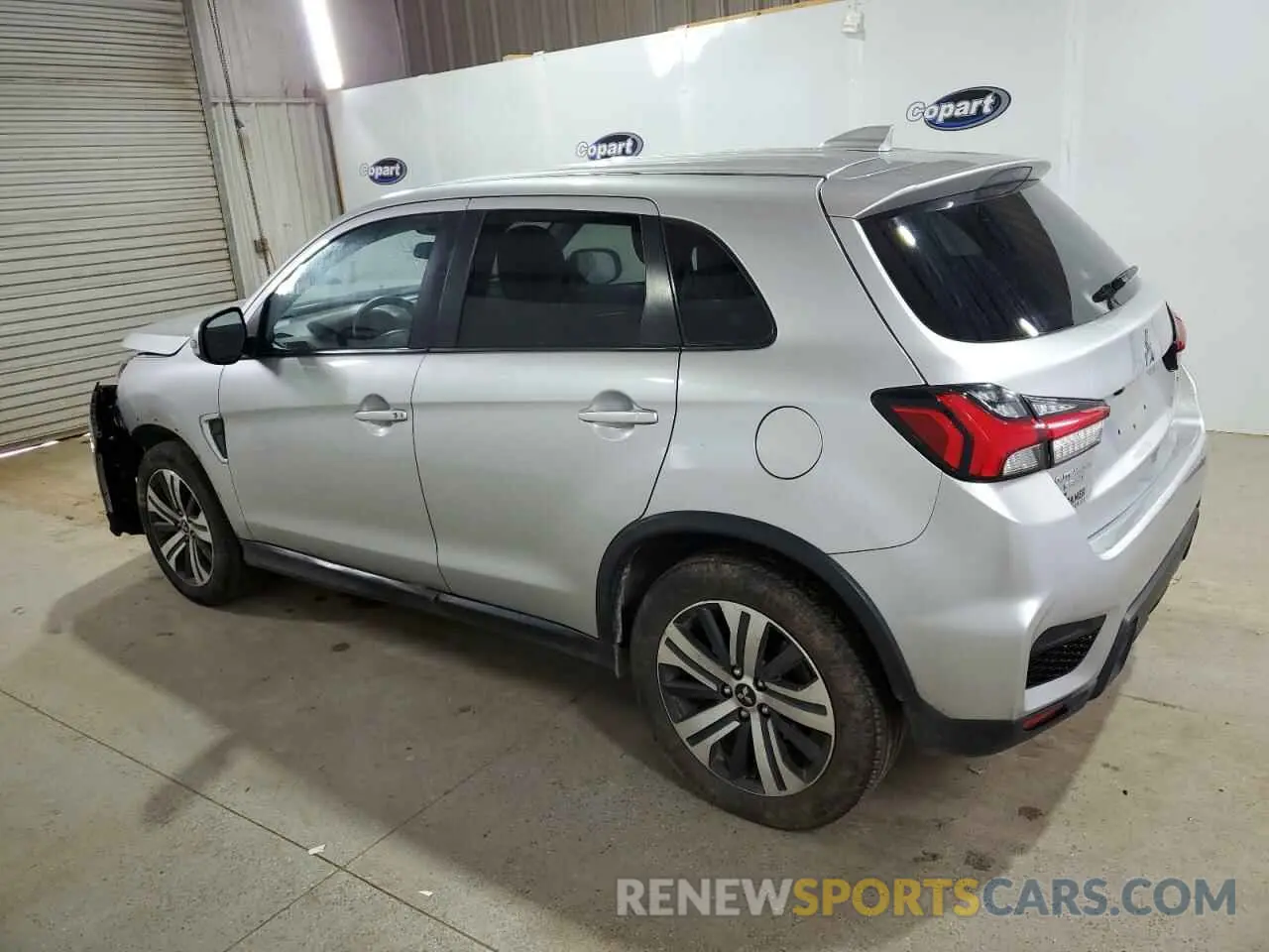 2 Photograph of a damaged car JA4AP4AU2LU029659 MITSUBISHI OUTLANDER 2020