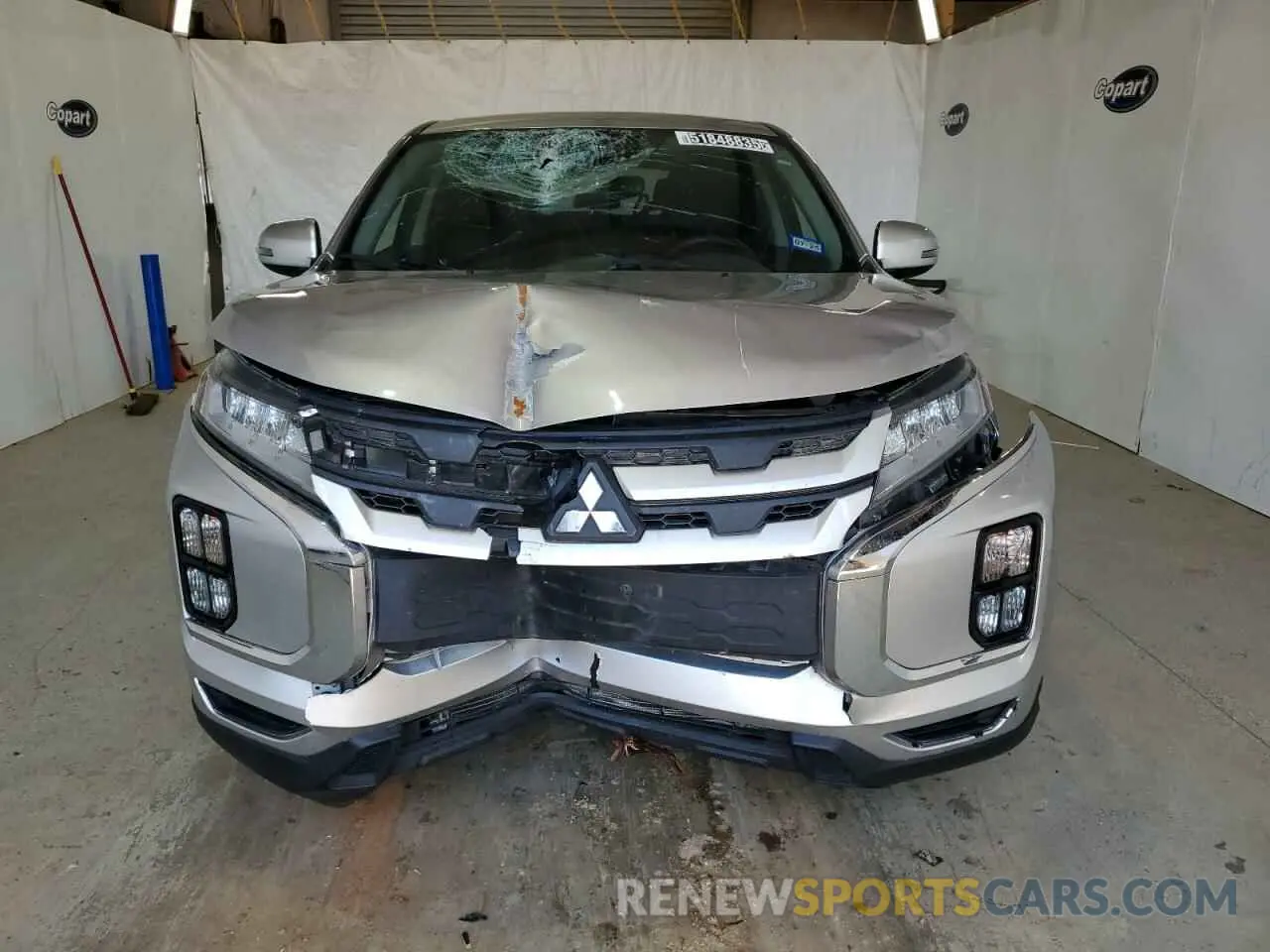 5 Photograph of a damaged car JA4AP4AU2LU029659 MITSUBISHI OUTLANDER 2020