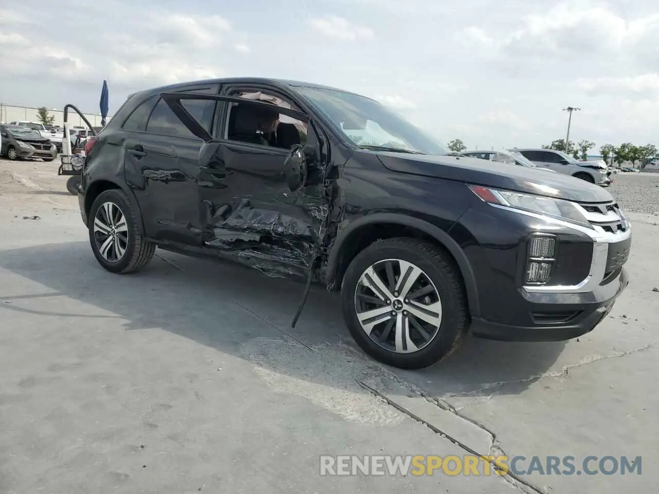 4 Photograph of a damaged car JA4AP4AU8LU000926 MITSUBISHI OUTLANDER 2020