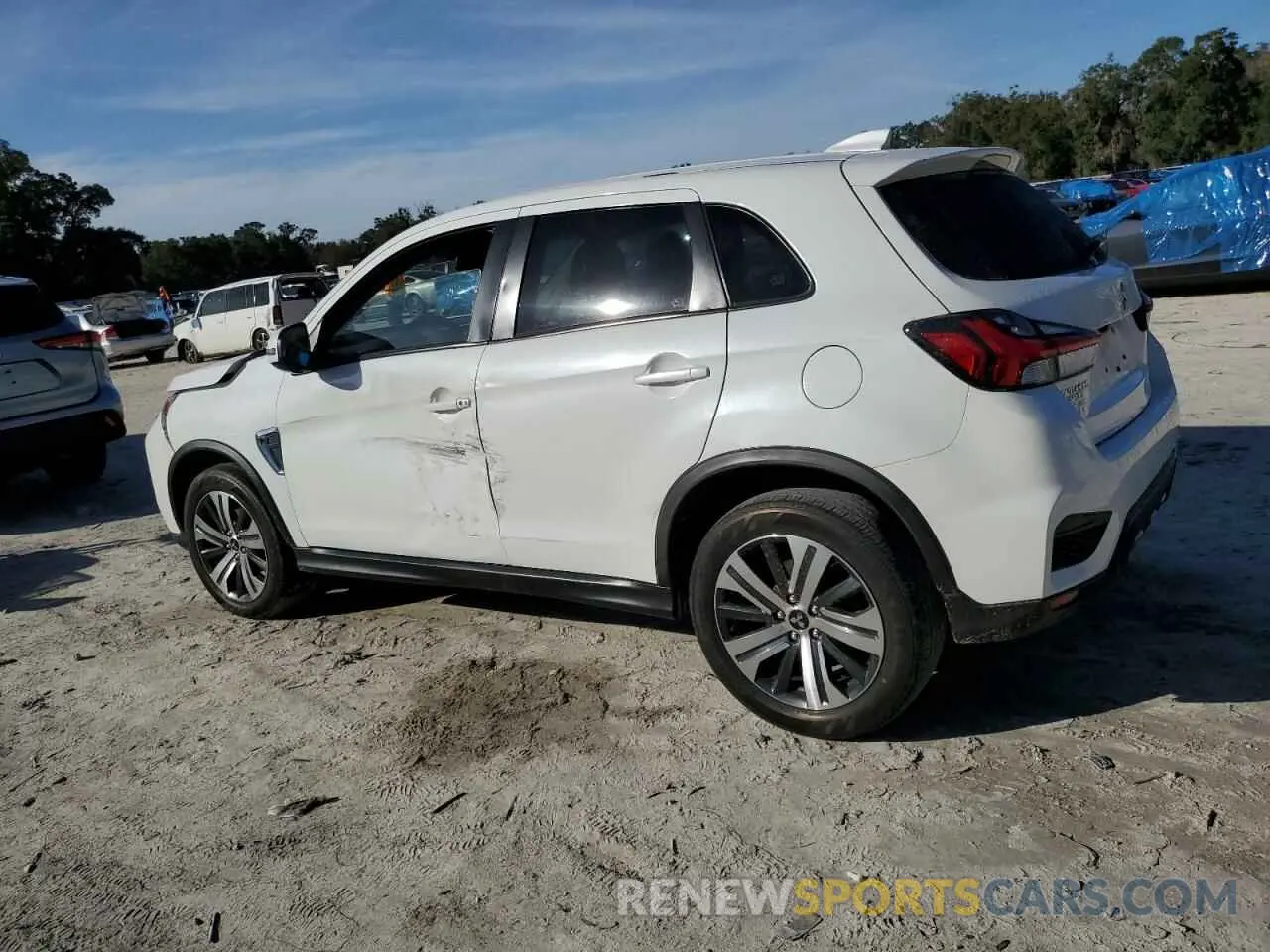 2 Photograph of a damaged car JA4AP4AUXLU029019 MITSUBISHI OUTLANDER 2020