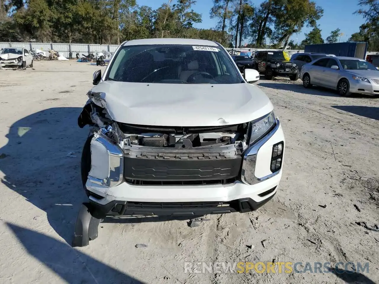 5 Photograph of a damaged car JA4AP4AUXLU029019 MITSUBISHI OUTLANDER 2020