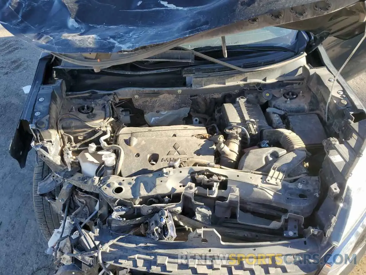 13 Photograph of a damaged car JA4AR3AU0LU024111 MITSUBISHI OUTLANDER 2020