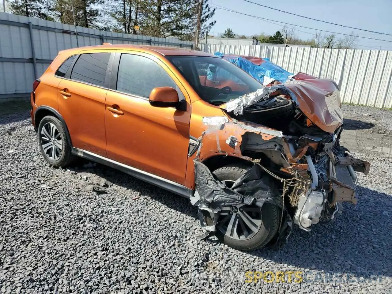 4 Photograph of a damaged car JA4AR3AU1LU012520 MITSUBISHI OUTLANDER 2020